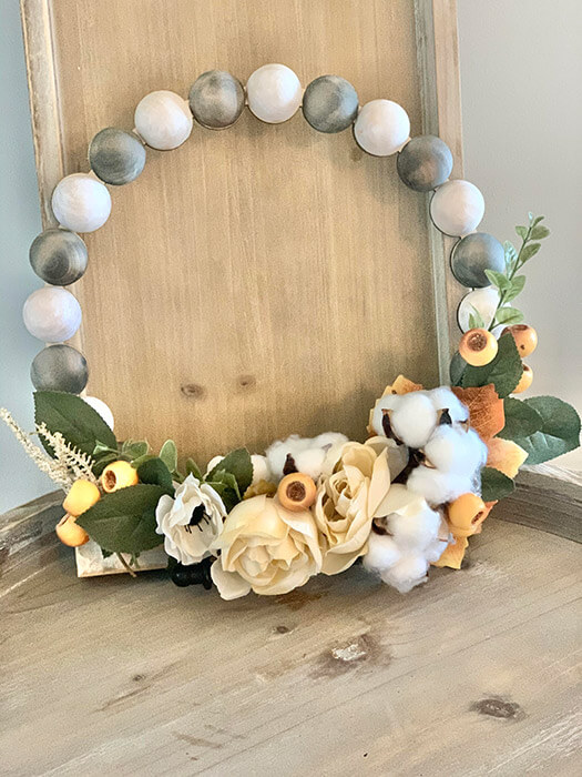 beaded wreath sample wood tray