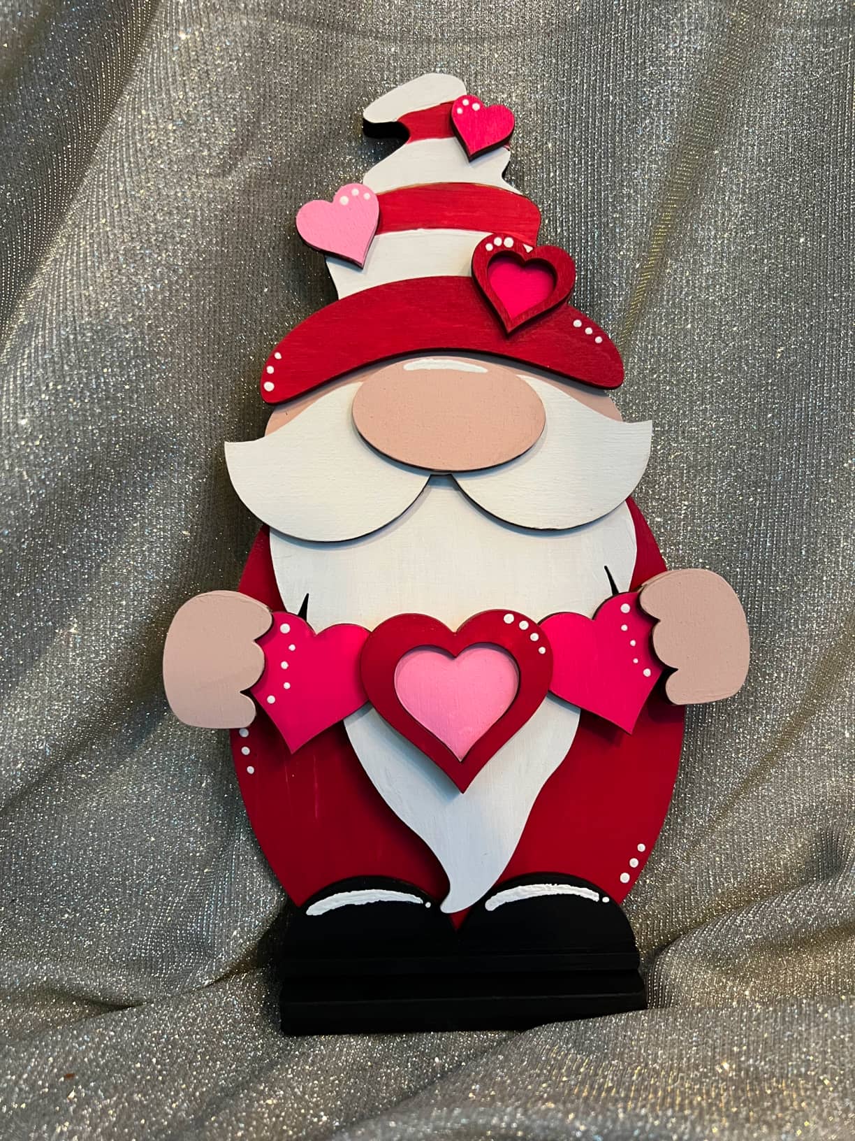 Valentine's Gnome- $24 - Pinspiration